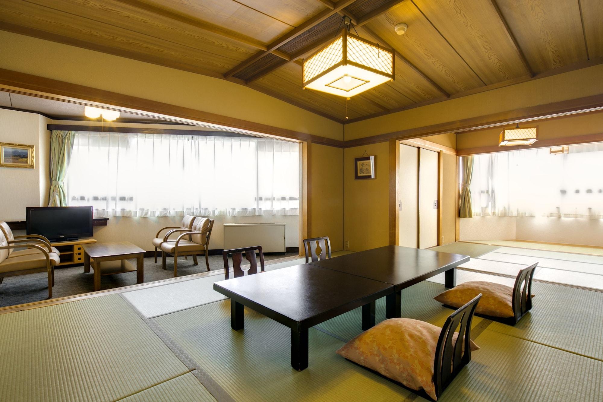 Hotel Shiroyama 湯河原町 エクステリア 写真